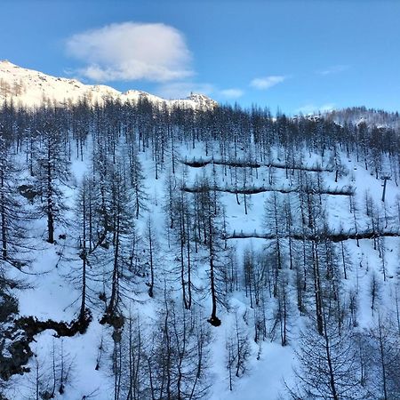 Cervinia Apartments เบรยล์-แชร์วิเนีย ภายนอก รูปภาพ